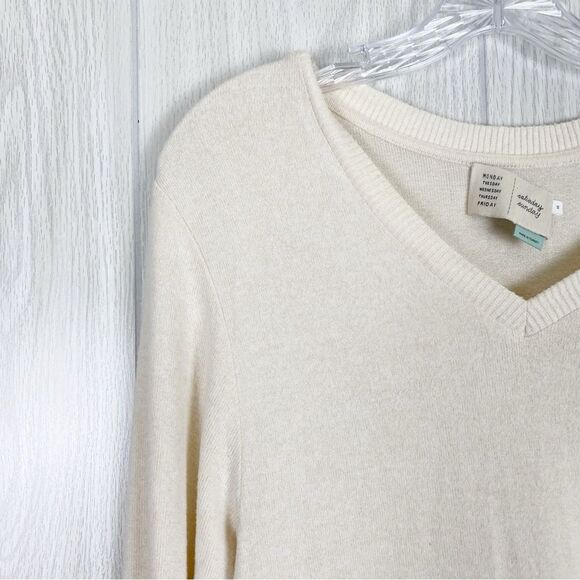 Saturday Sunday | Ivory Hacci Tunic V-Neck Sweater Size XSmall - Picture 5 of 11